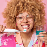 Fluoryzacja – Mały Krok dla Zębów, Duży Krok dla Ich Zdrowia!